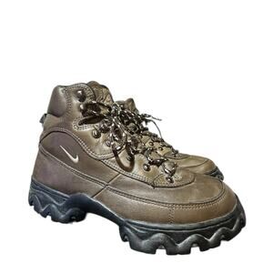 VTG NIKE Air Lahar ACG Boots Brown Leather Lace Up Hiking Shoes Men's Sz 7.5